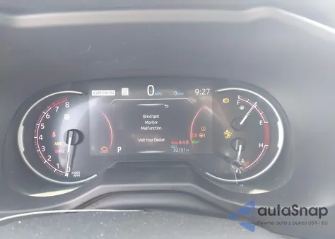 2023 Toyota Rav4 Xle z USA, uszkodzony, nr VIN 2T3P1RFV8PW392024